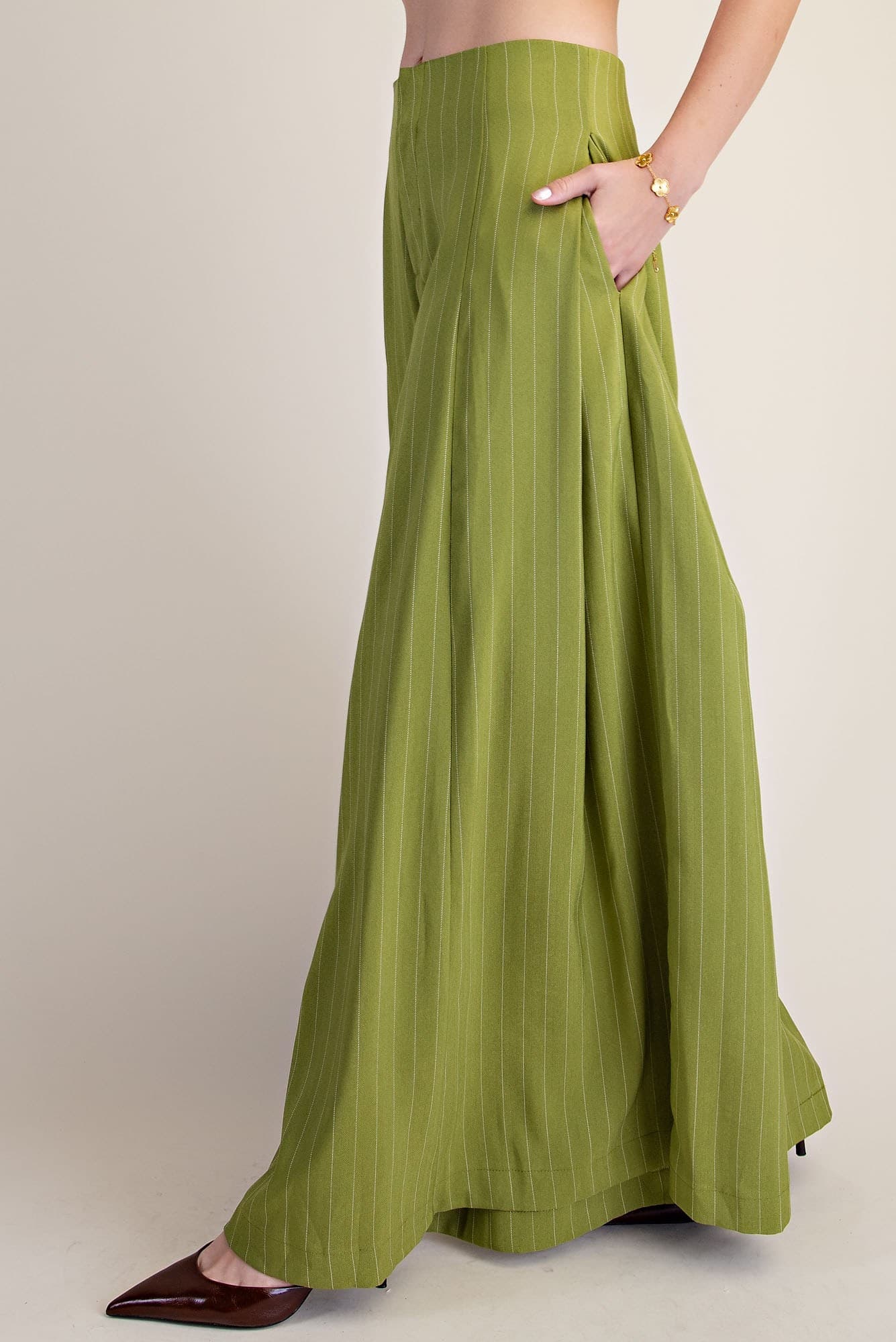 P9258 - GREEN