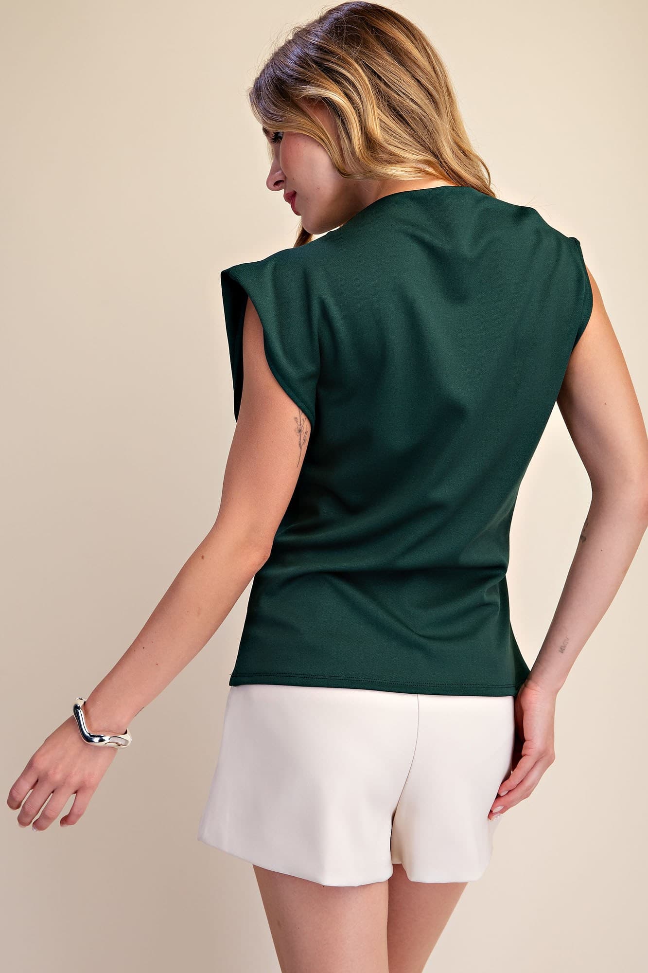 T9147 - GREEN