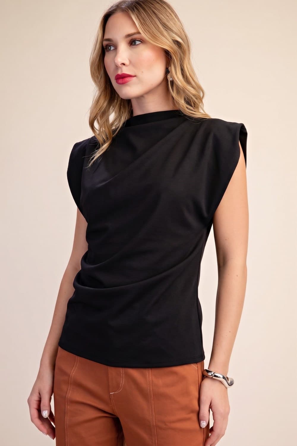 T9147 - BLACK