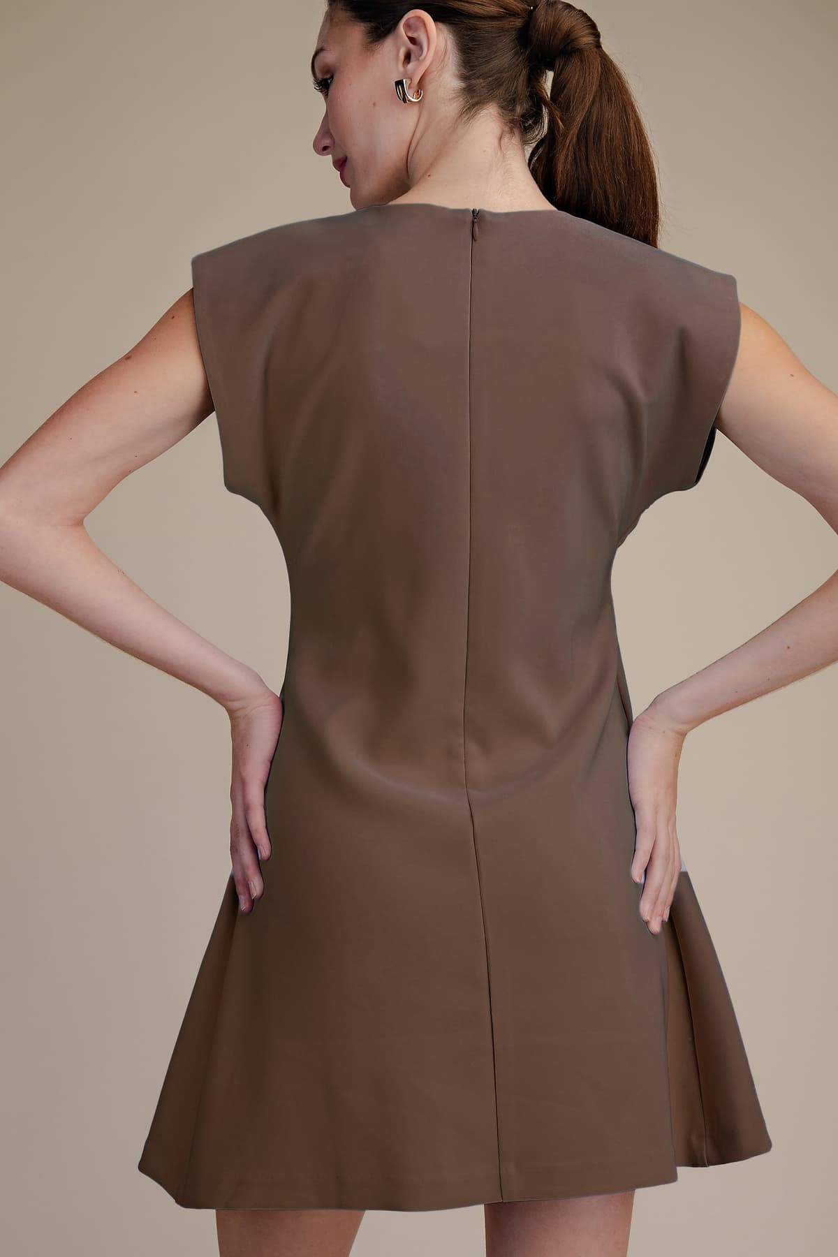 D8268 - BROWN