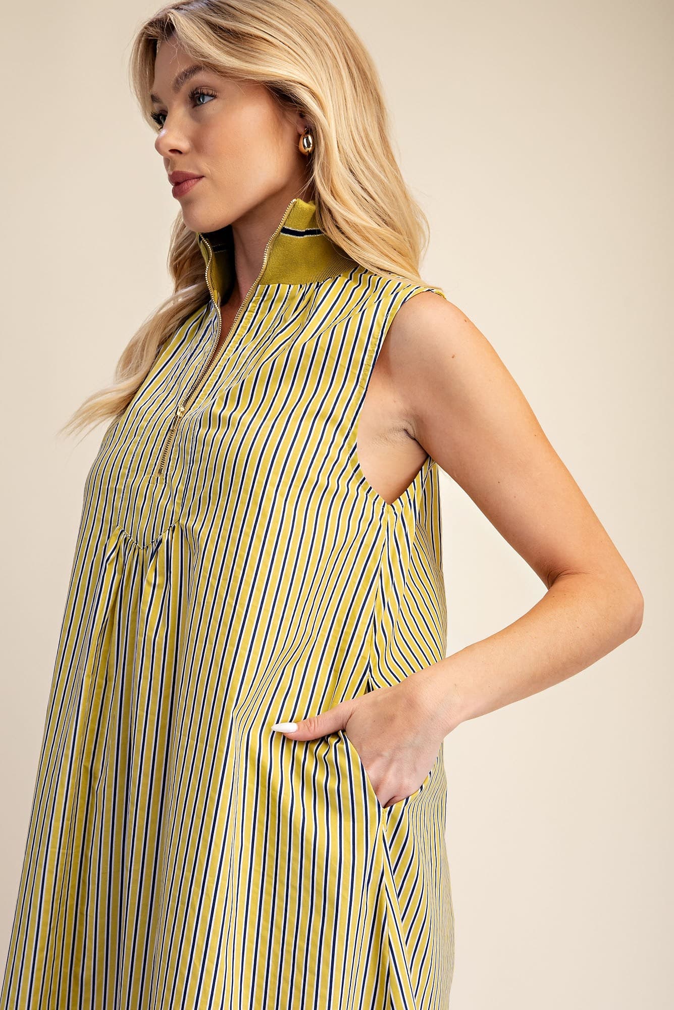 D8211 - LIME