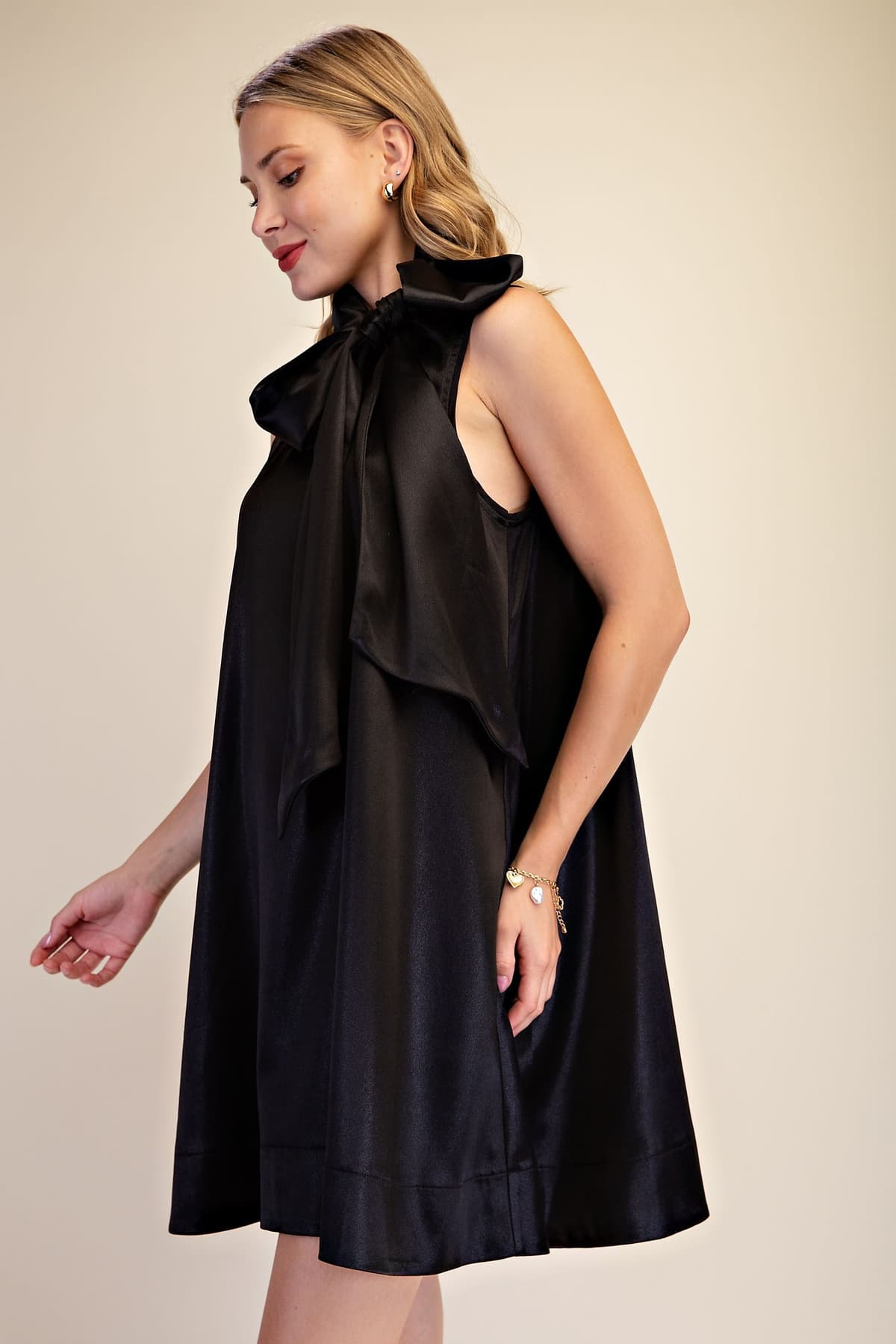 D9201 - BLACK