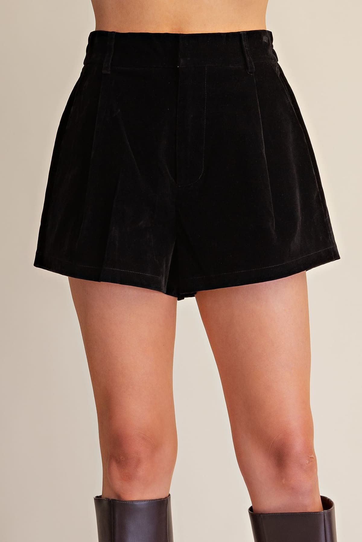 P8231 - BLACK