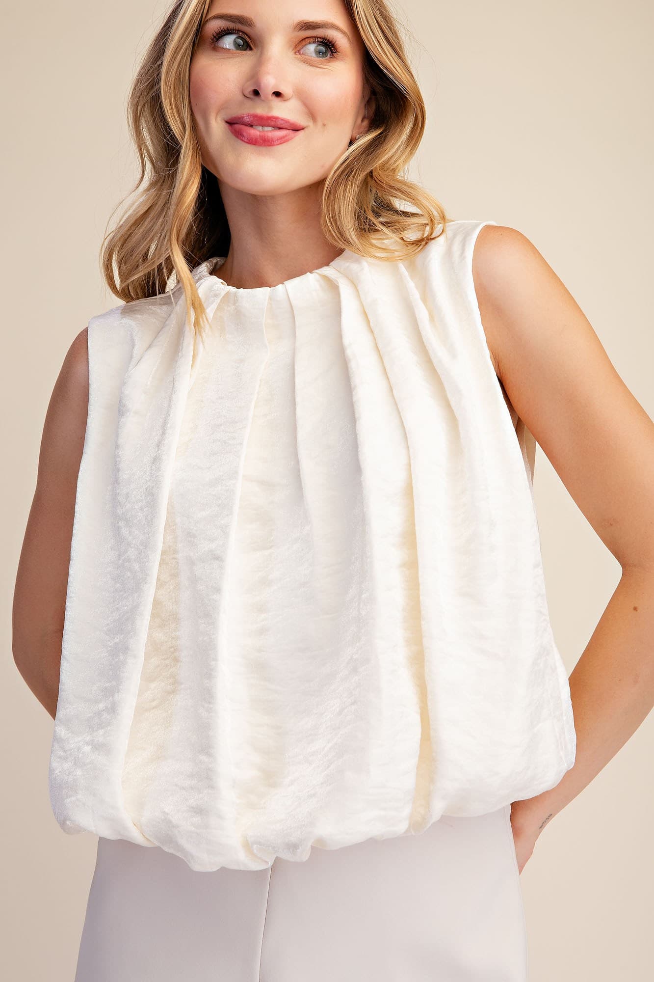 T9215 - OFF WHITE
