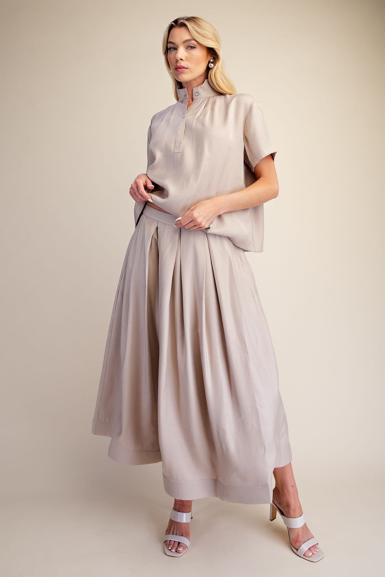 S8249 - TAUPE