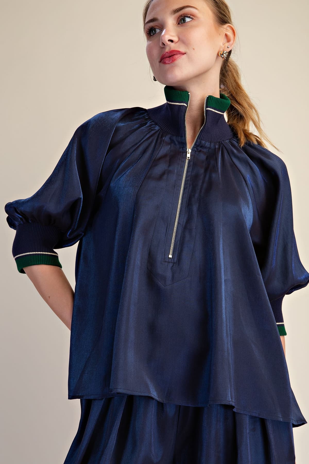 T8261 - NAVY
