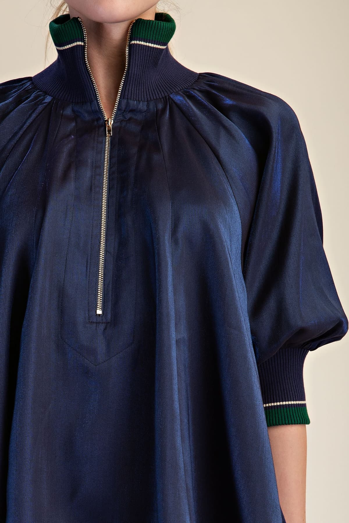 T8261 - NAVY