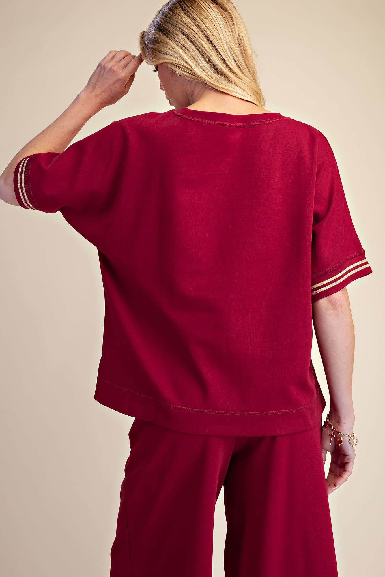 T8217 - BURGUNDY