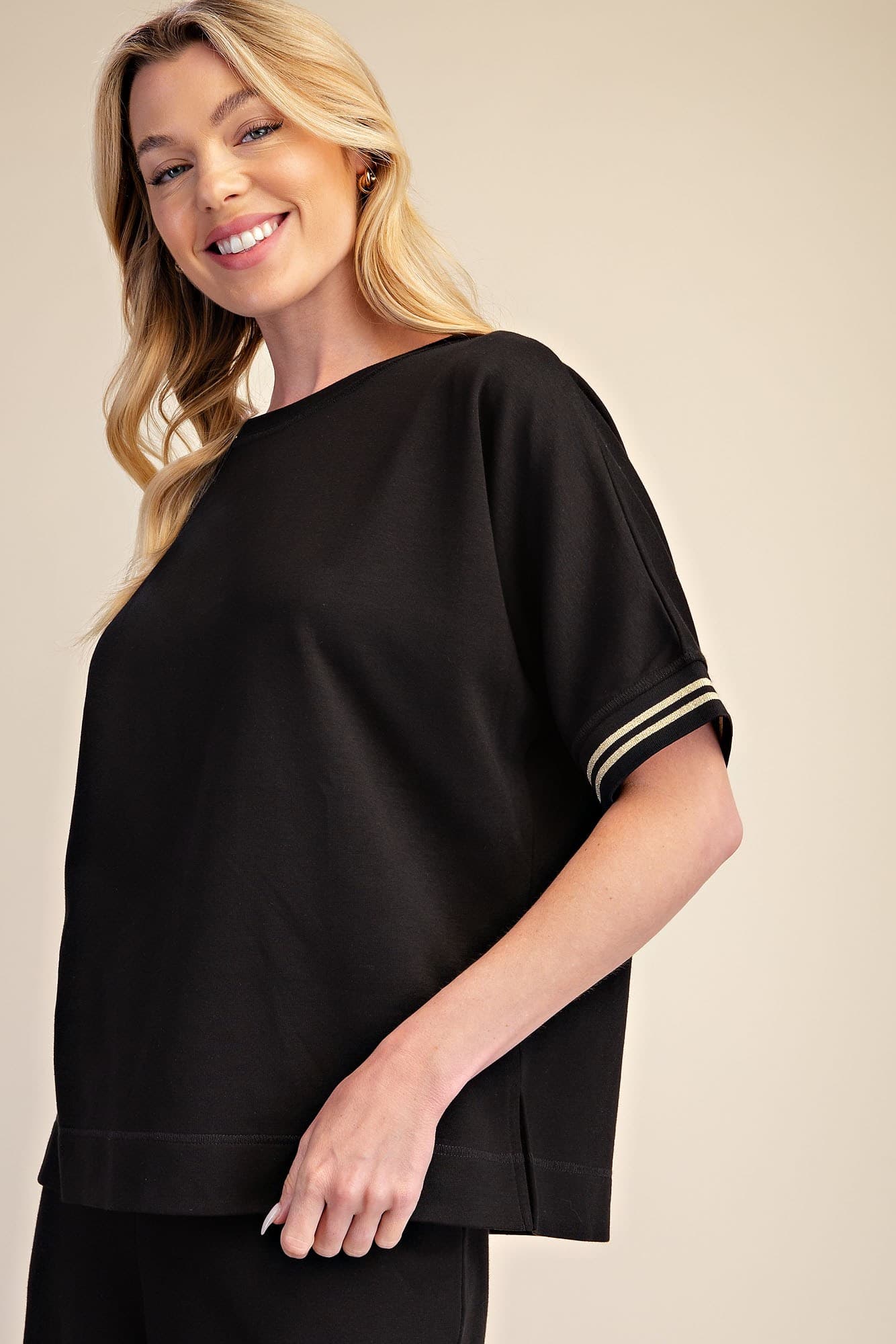 T8217 - BLACK