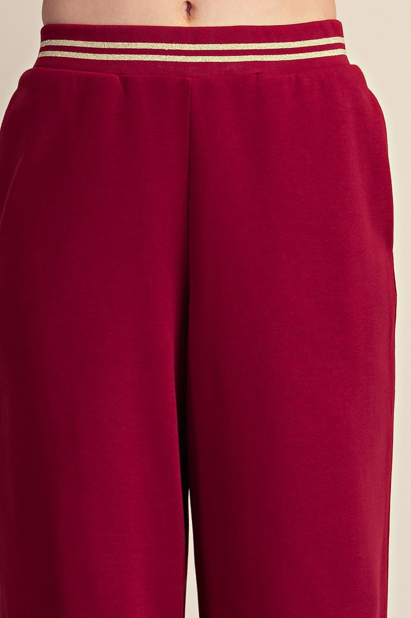 P8218 - BURGUNDY
