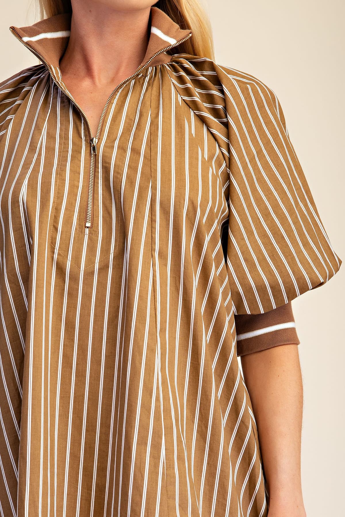 D8263 - TAUPE