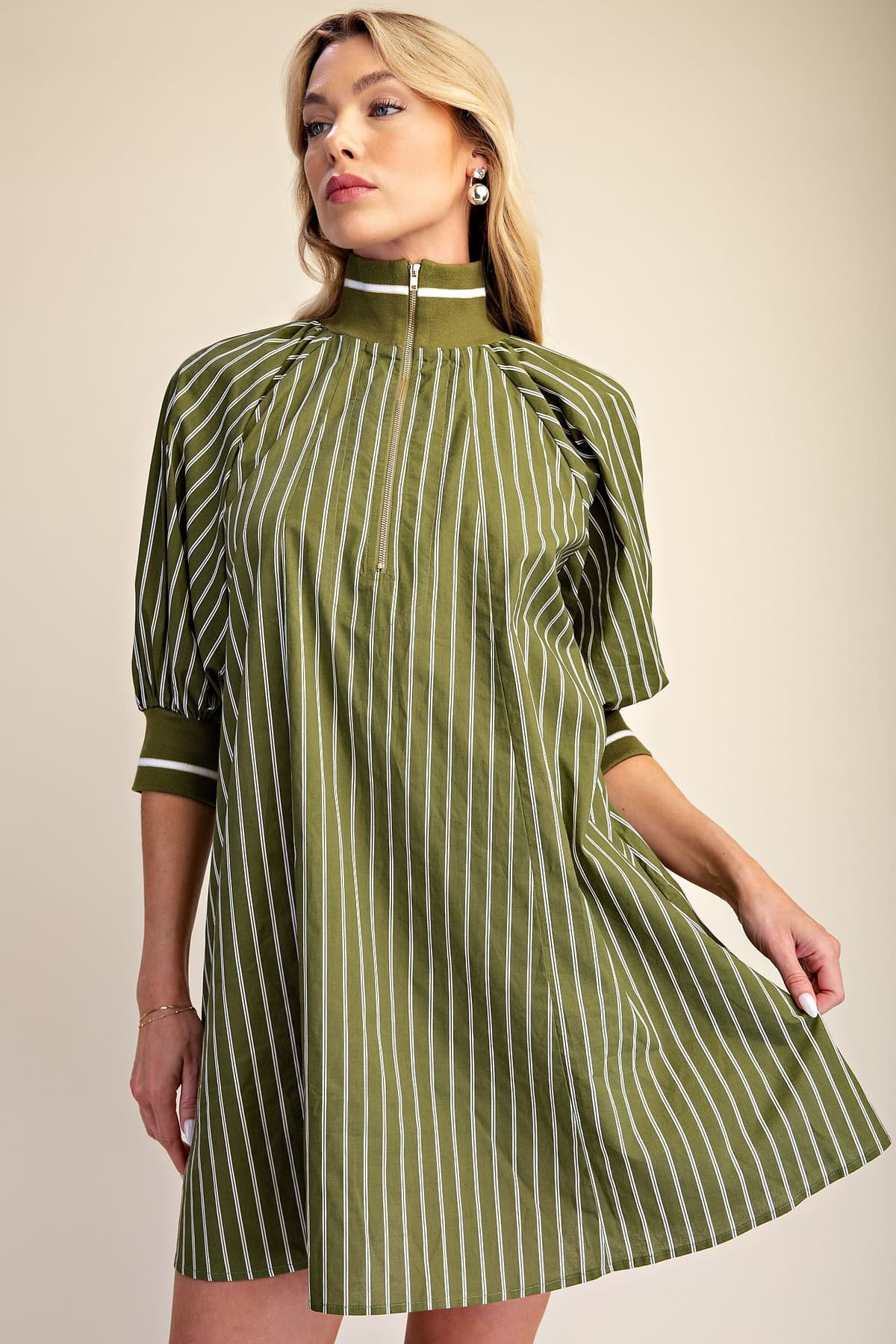 D8263 - OLIVE