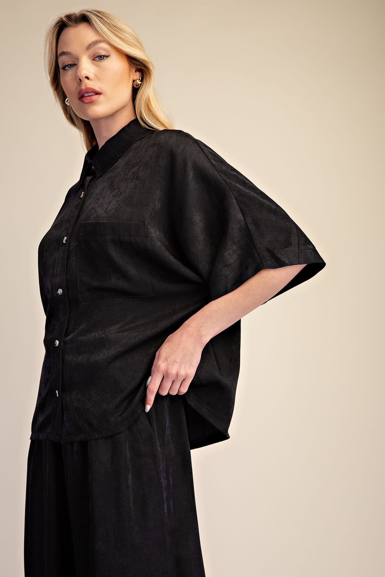 T8292 - BLACK