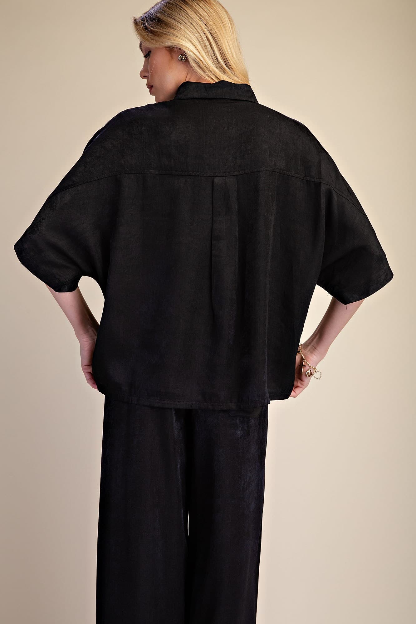 T8292 - BLACK