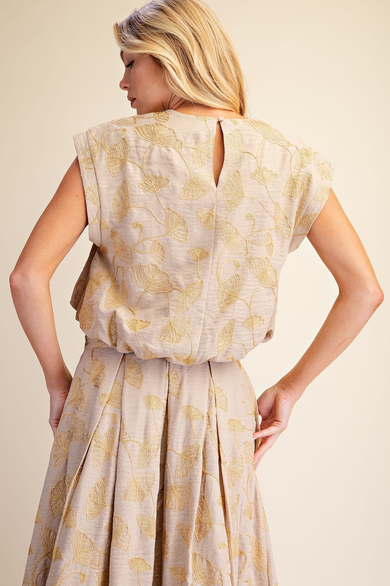 T8276 - BEIGE