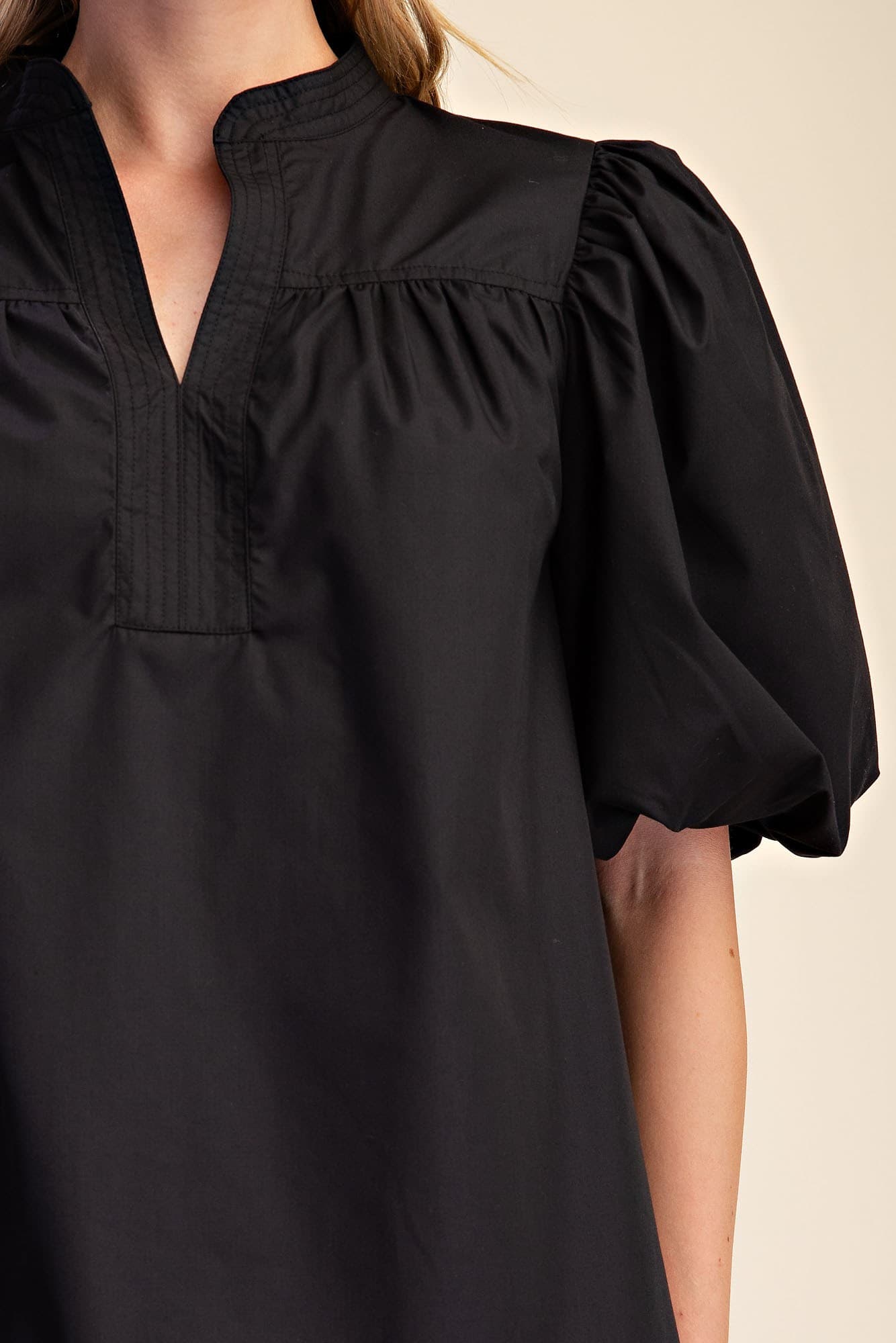 T8340 - BLACK