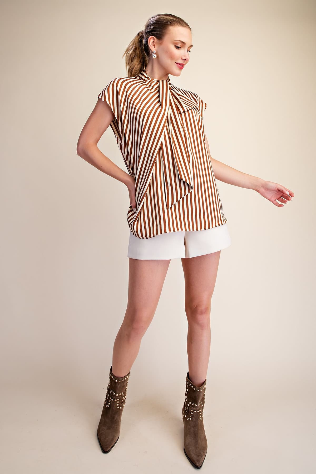 T8284 - BROWN