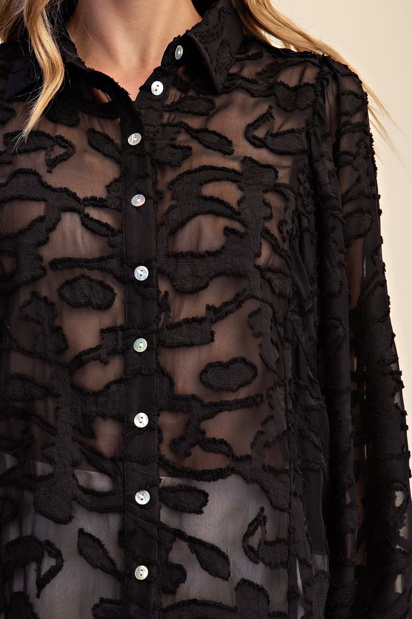 T8359 - BLACK