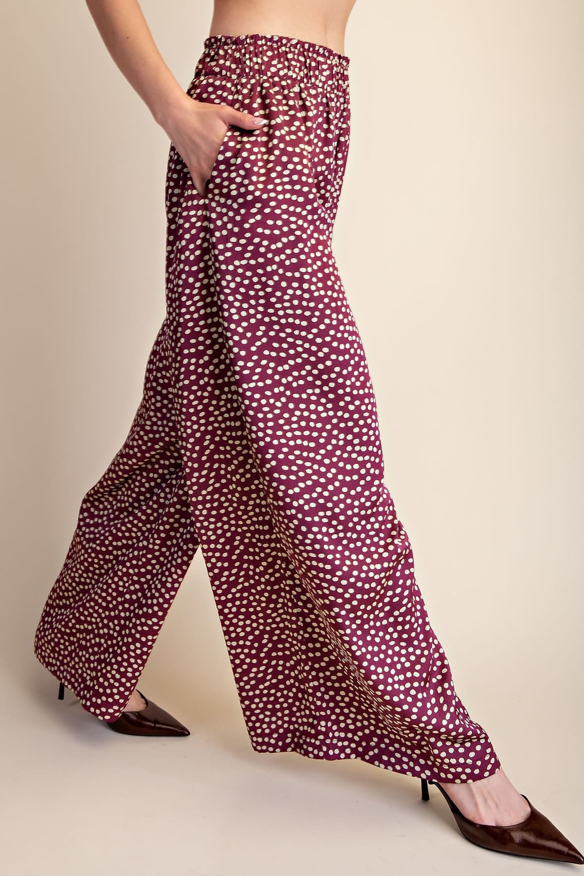 P8342 - BURGUNDY