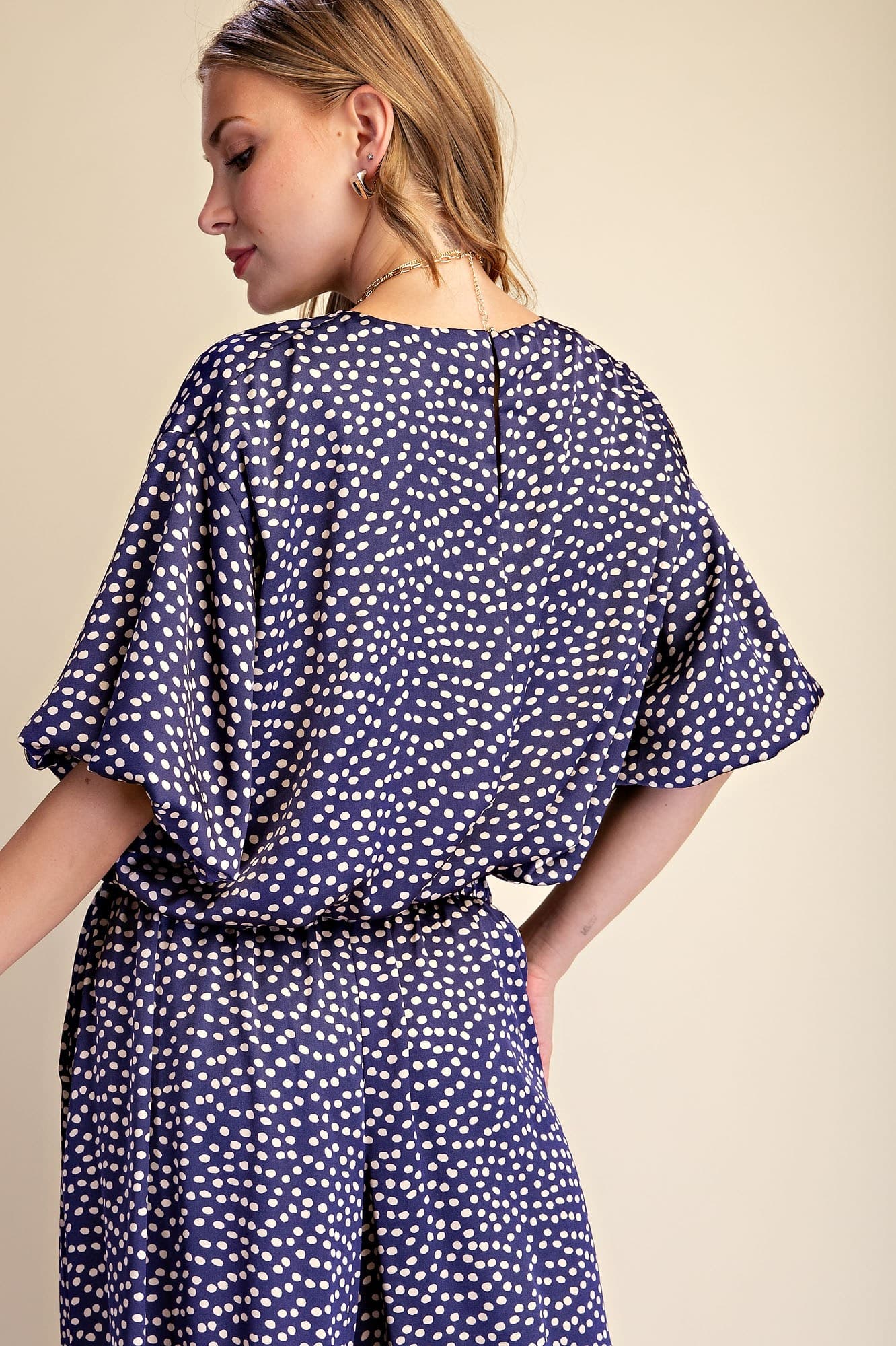 T8341 - NAVY