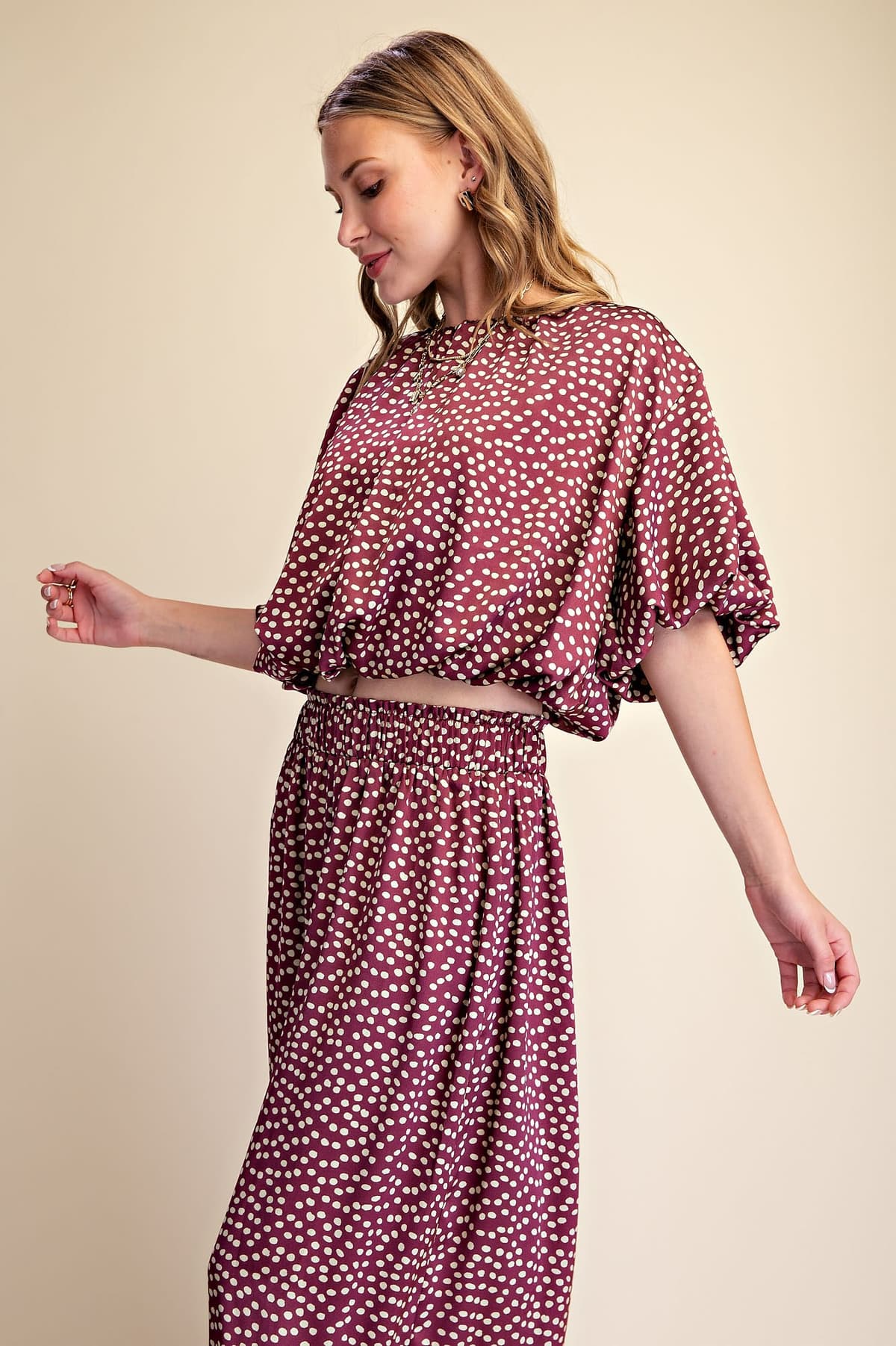 T8341 - BURGUNDY