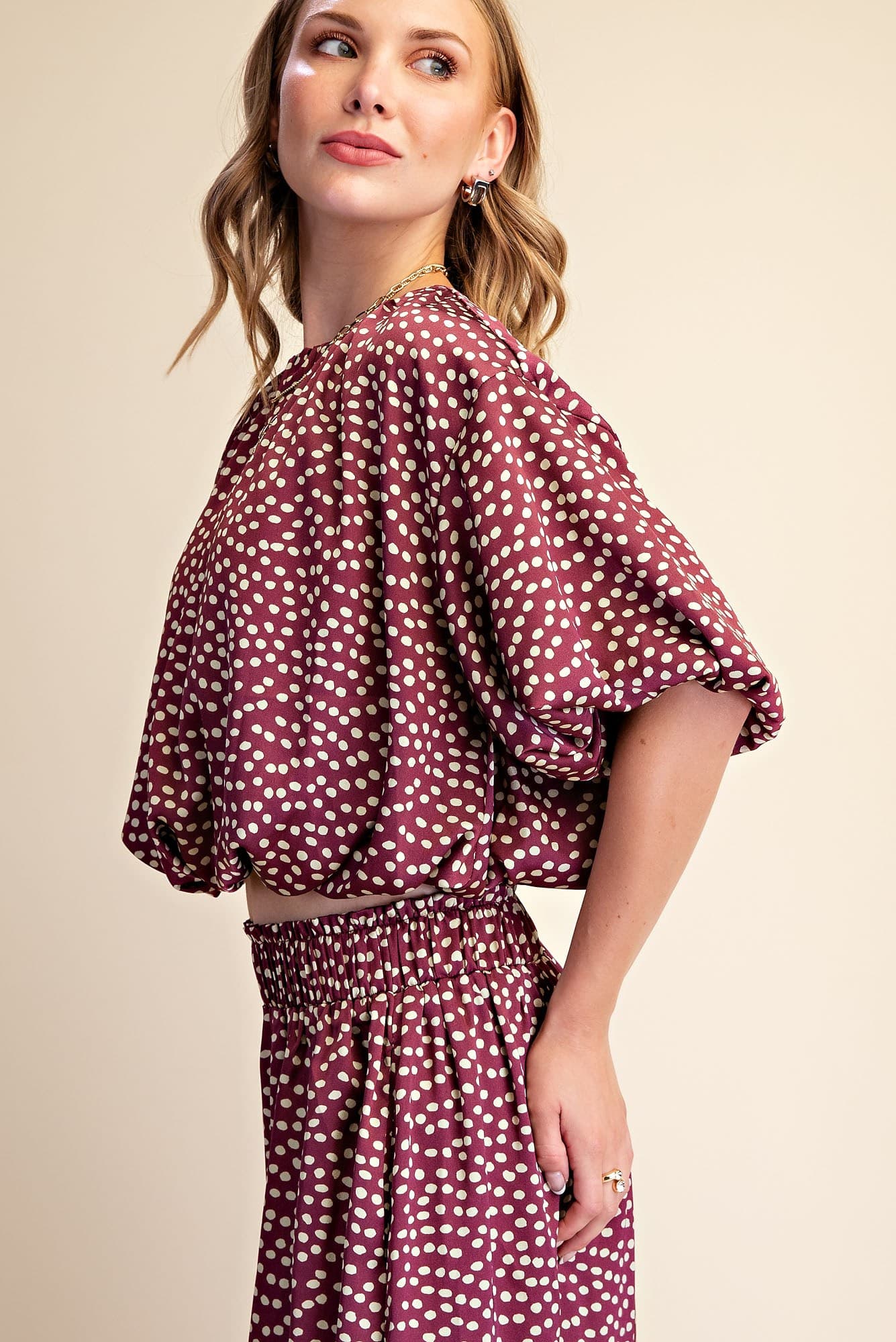 T8341 - BURGUNDY