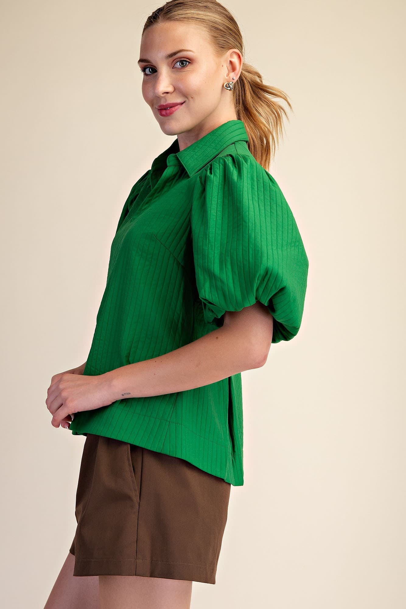 T8343 - GREEN