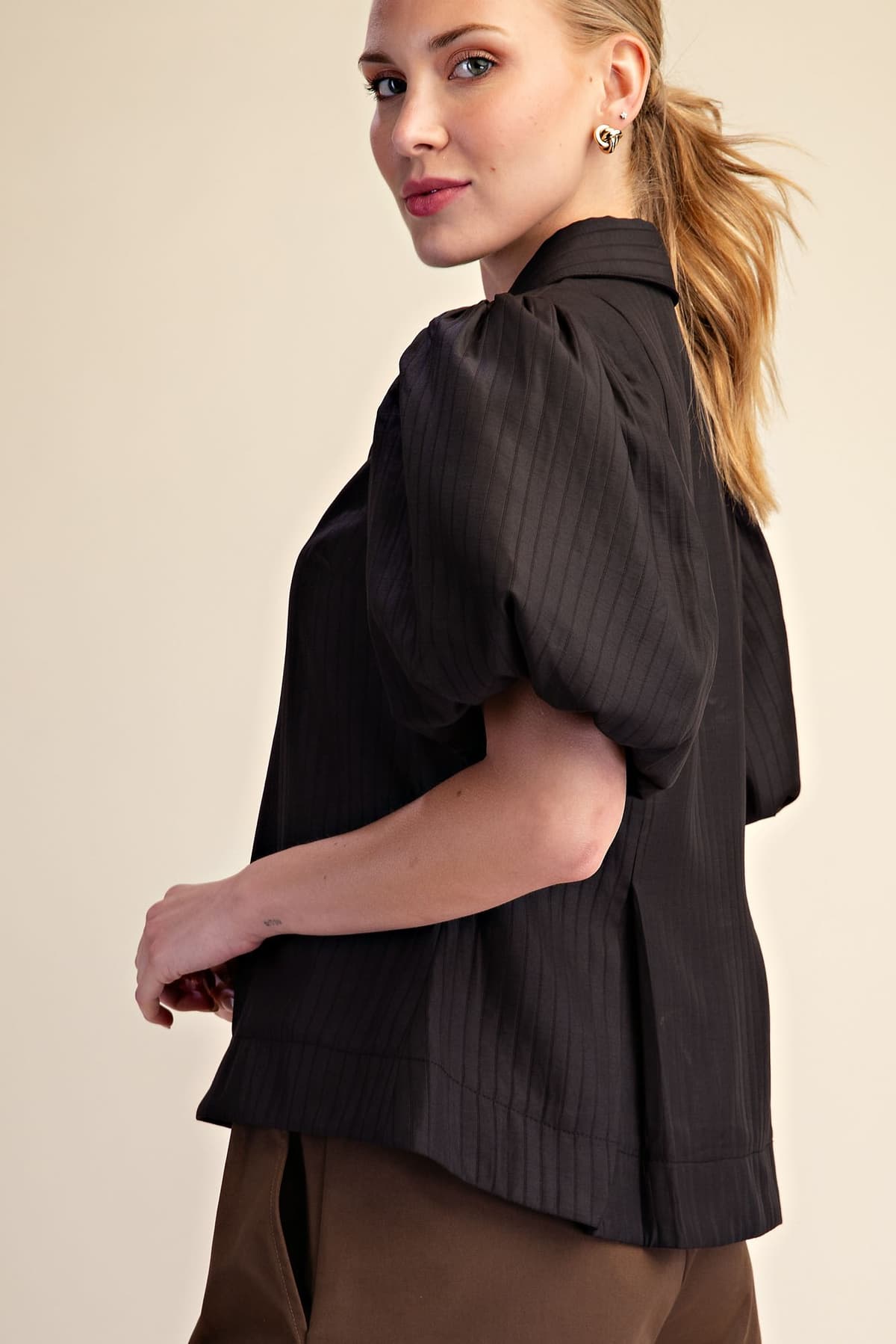 T8343 - BLACK