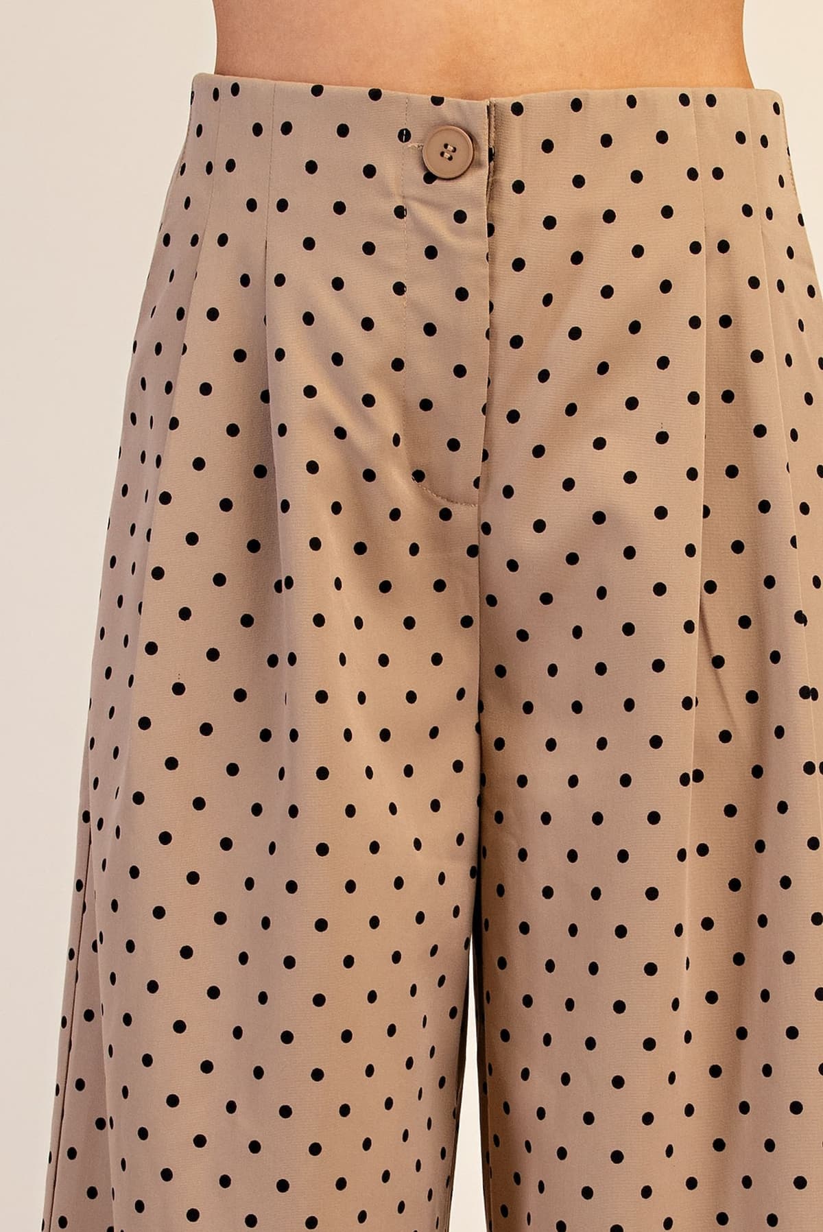 P8337 - TAUPE