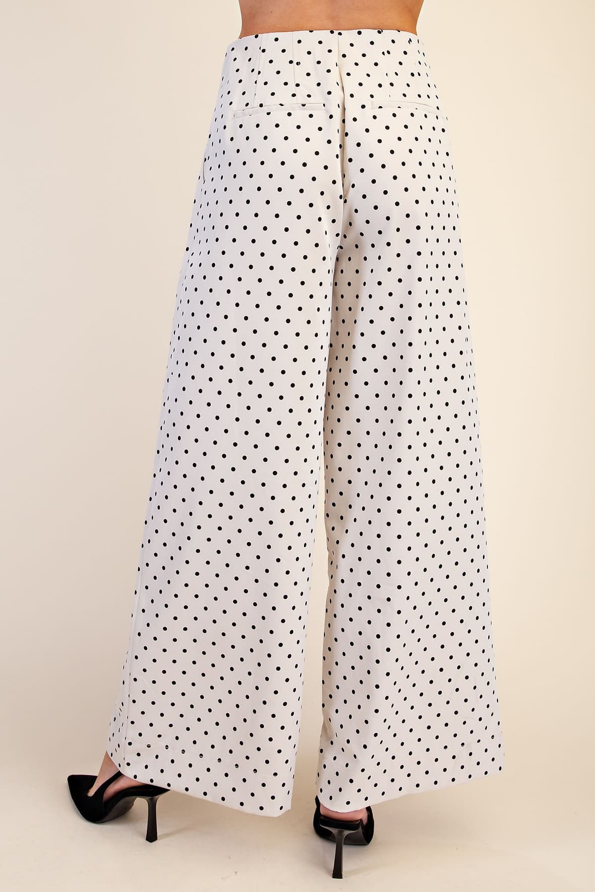 P8337 - IVORY
