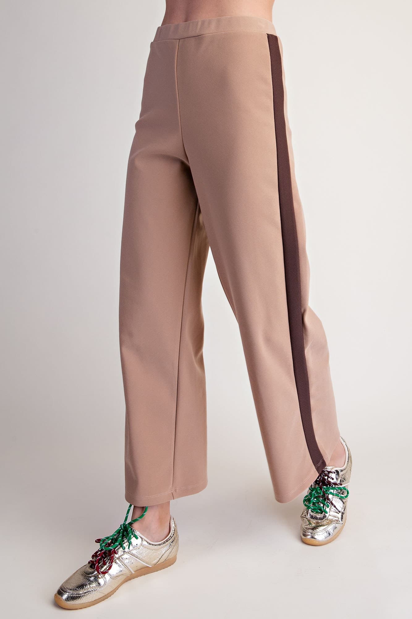 P8317 - TAUPE
