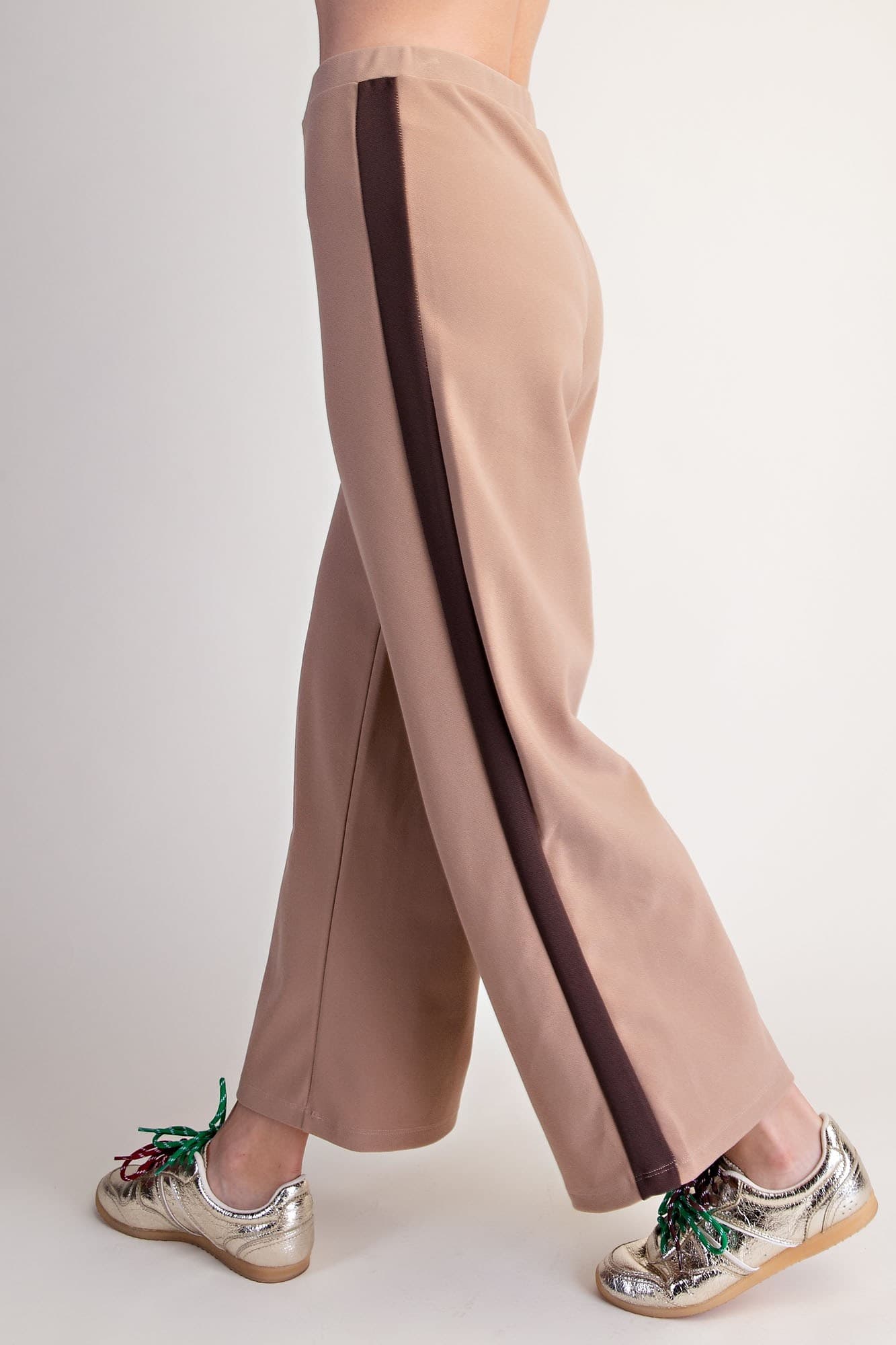 P8317 - TAUPE