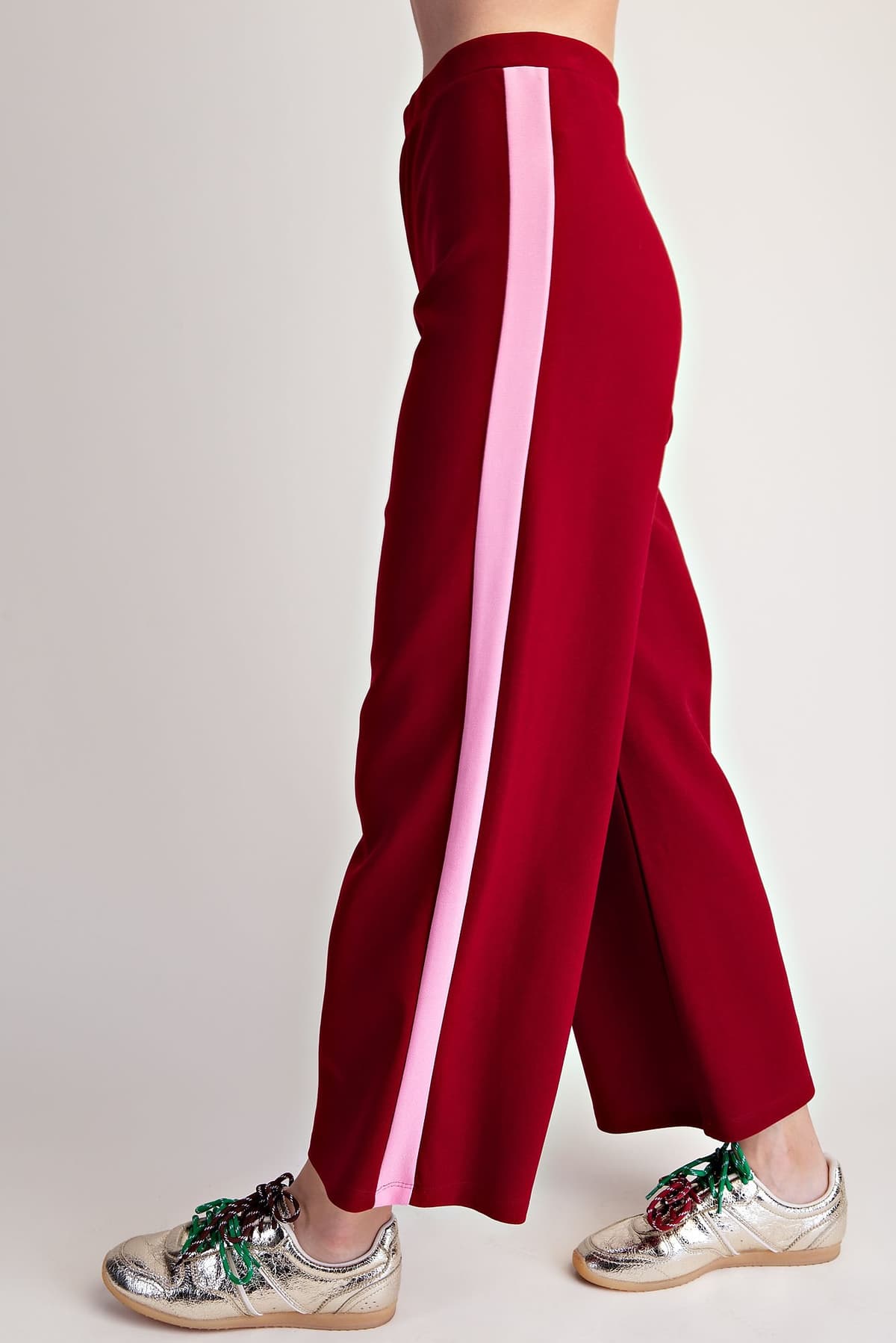 P8317 - BURGUNDY