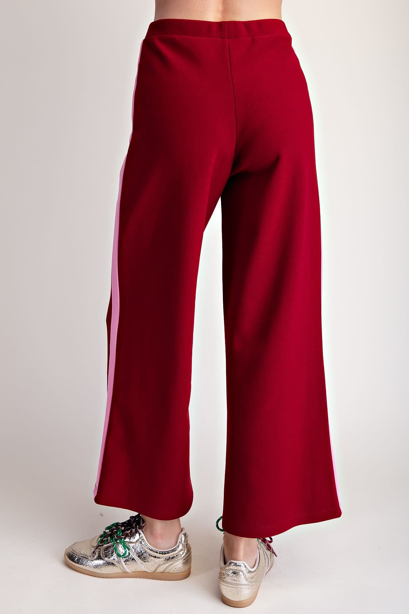 P8317 - BURGUNDY