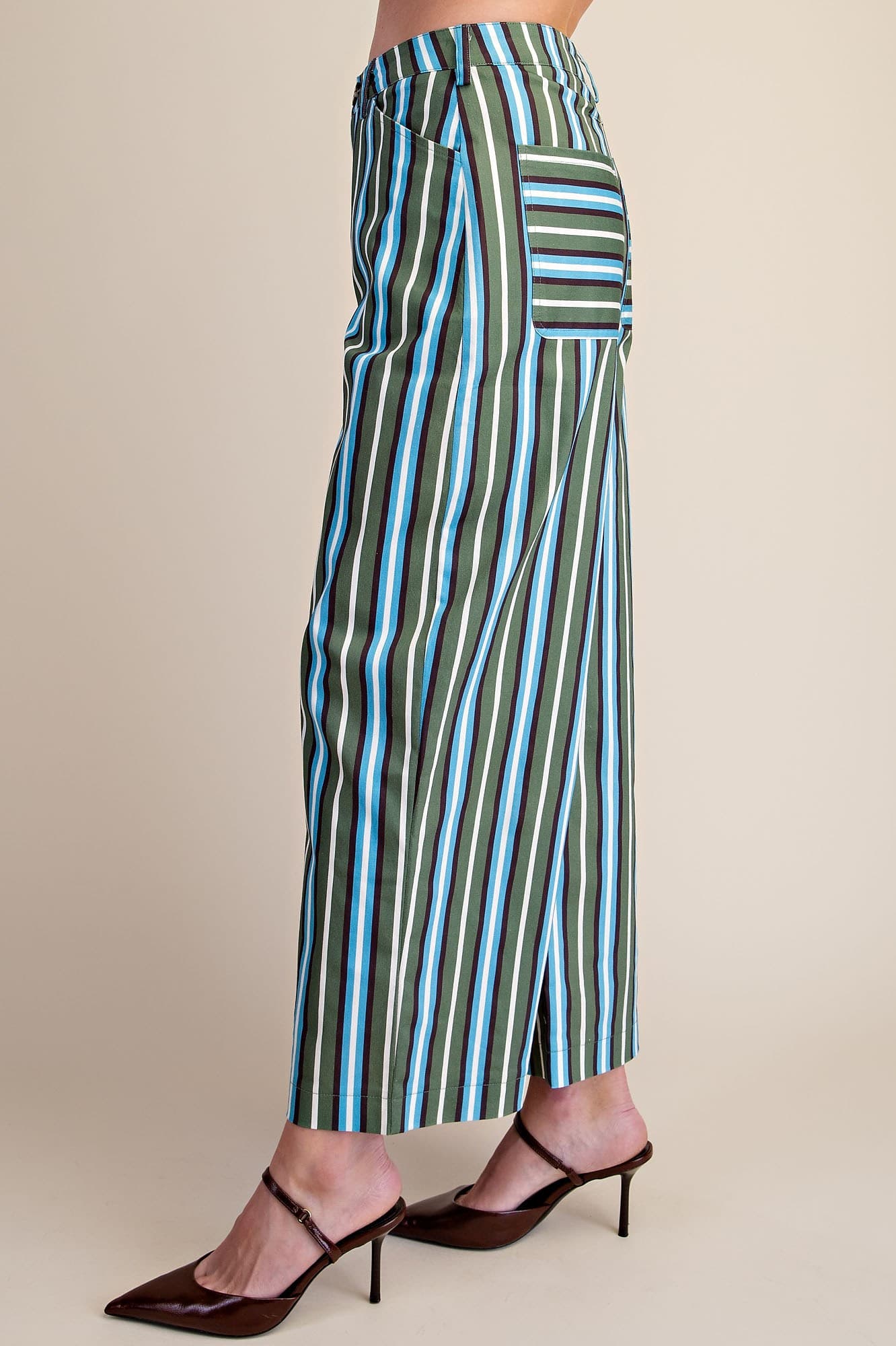 P8330 - GREEN/BLUE