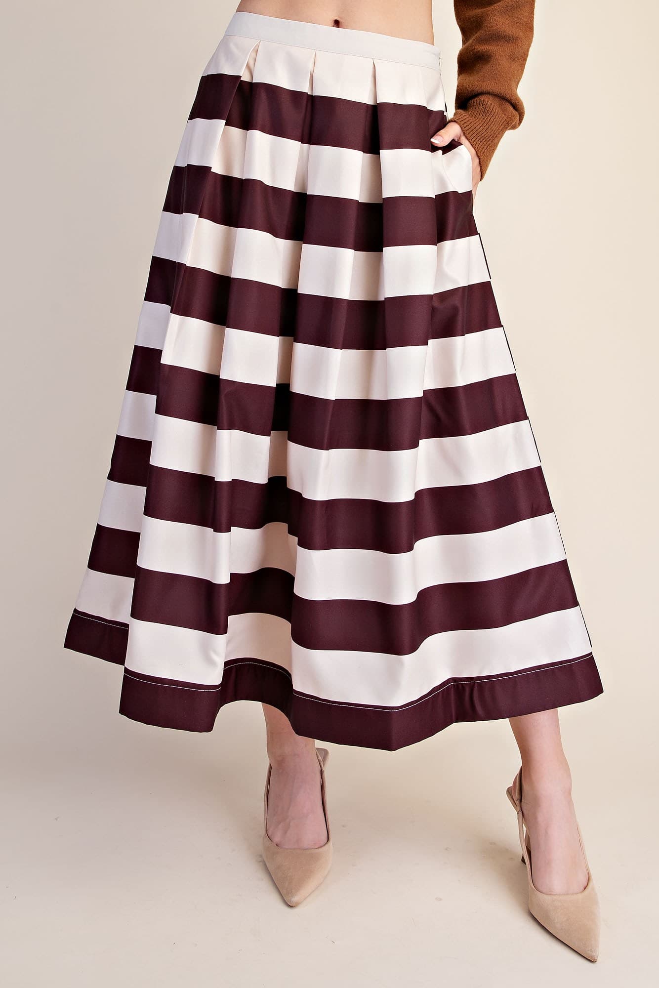 S8306 - BROWN