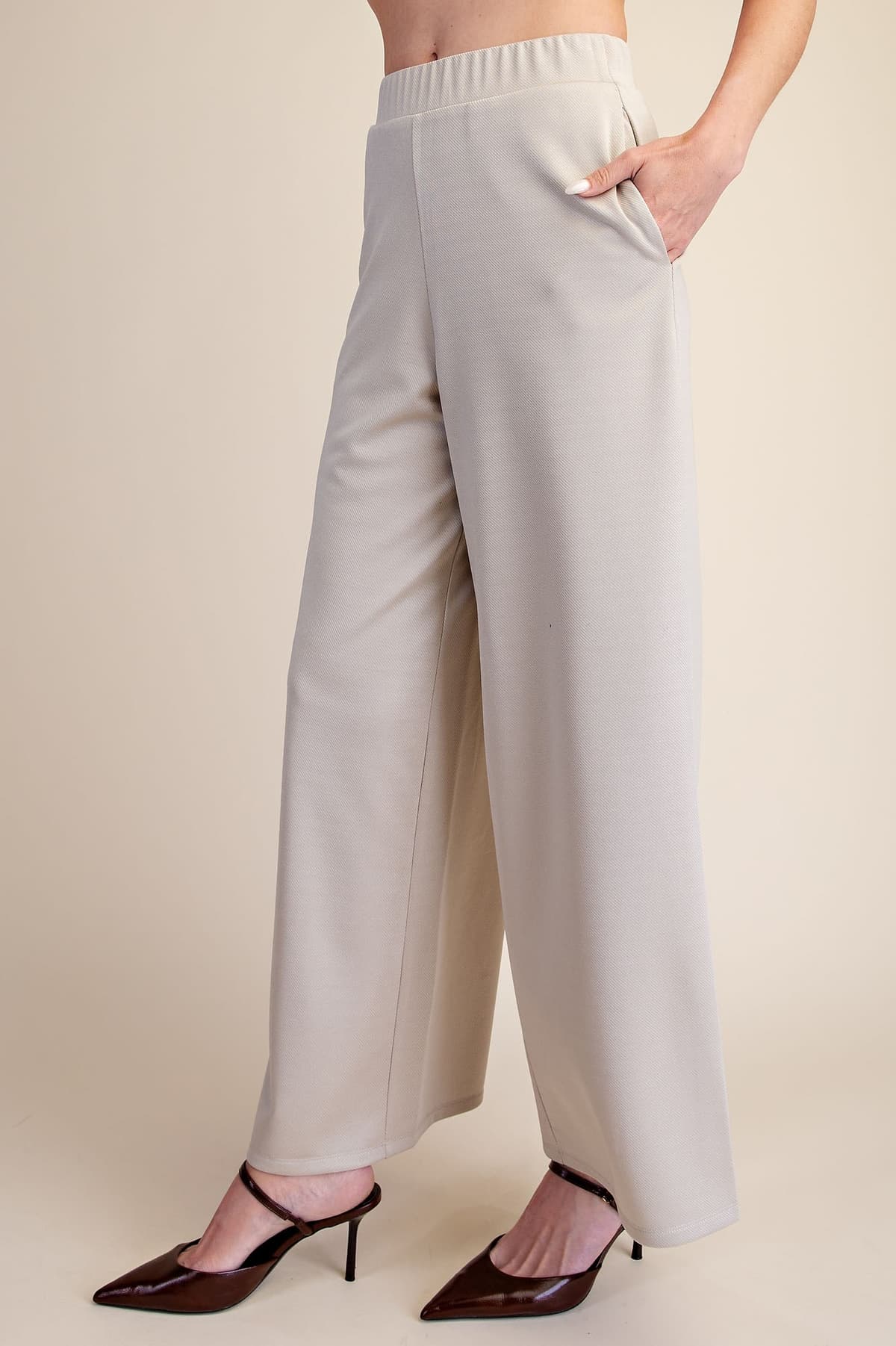 P8326 - BEIGE