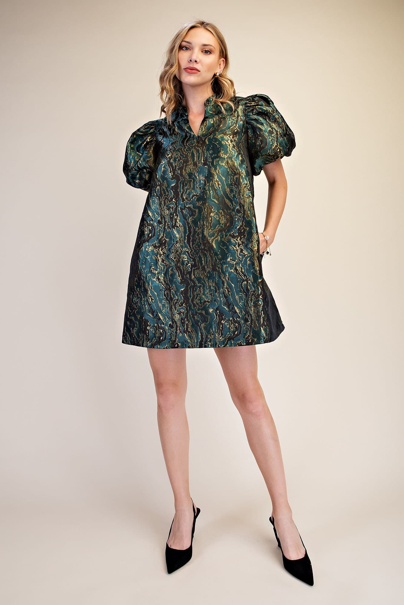 D8346 - GREEN