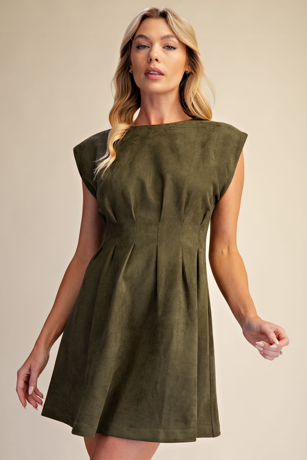 D8380 - OLIVE