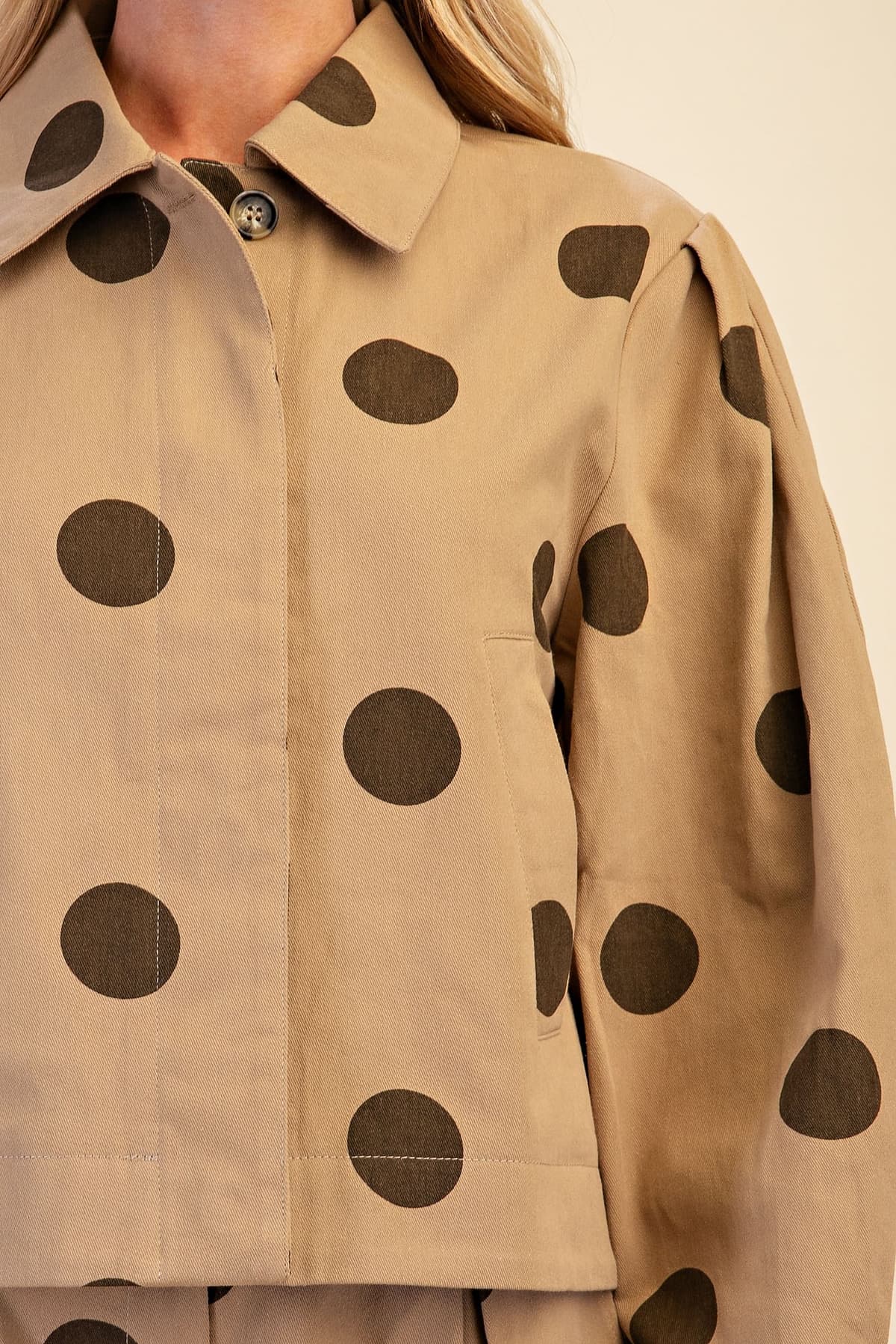 J8332 - TAUPE