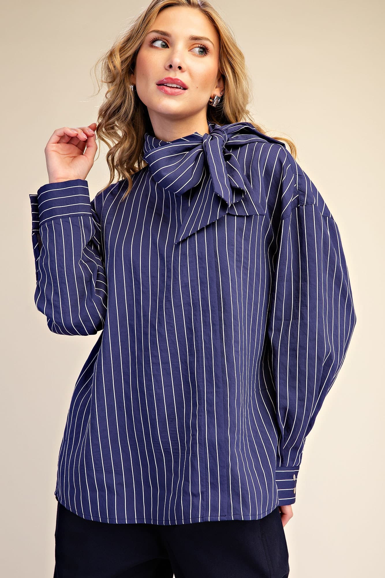 T8338 - NAVY