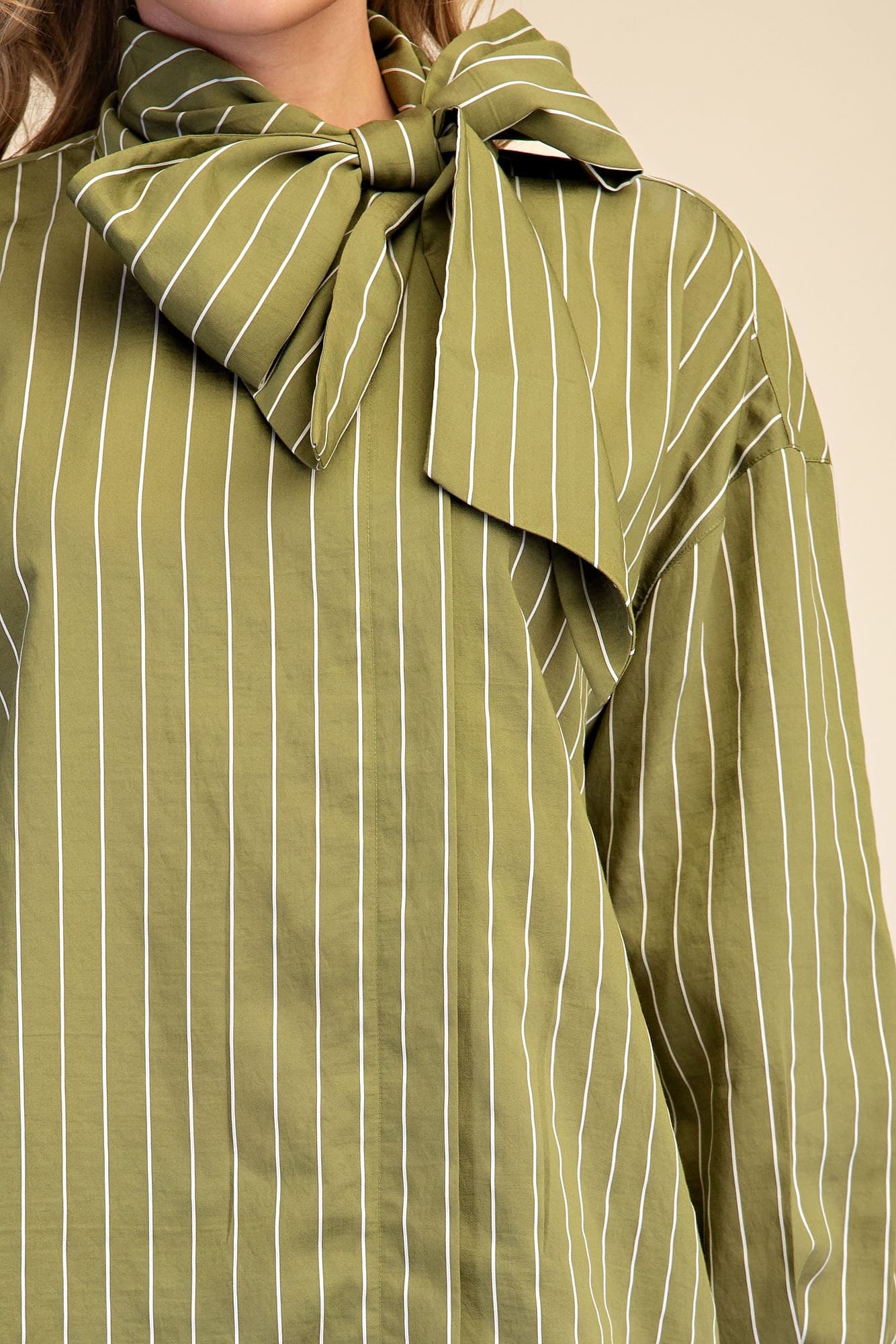 T8338 - OLIVE