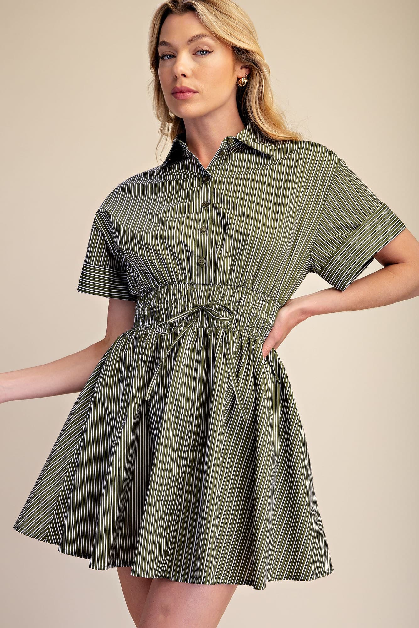 D8406 - OLIVE