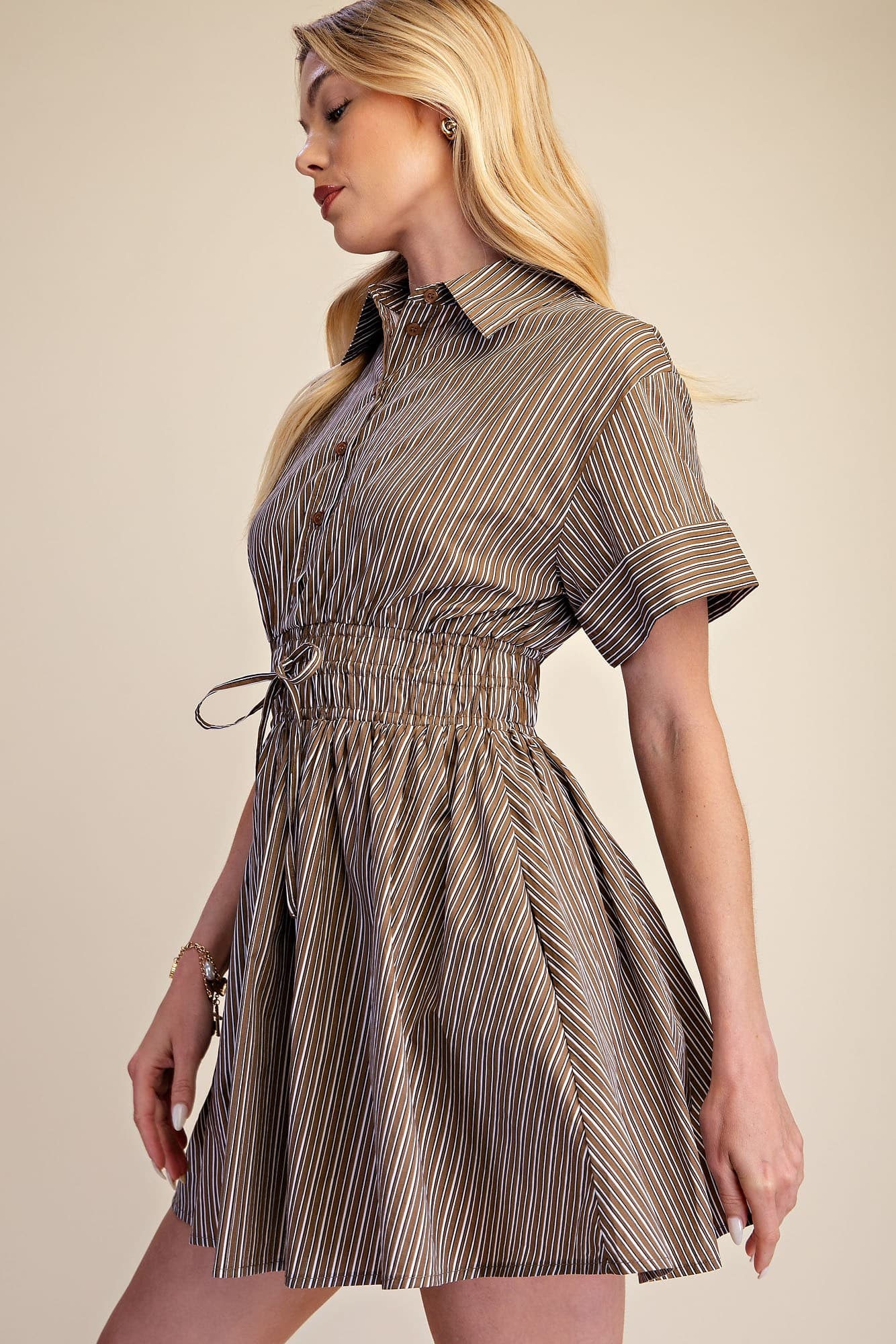 D8406 - BROWN