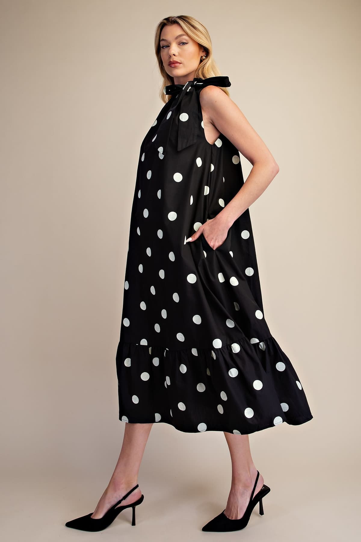 D8398 - BLACK