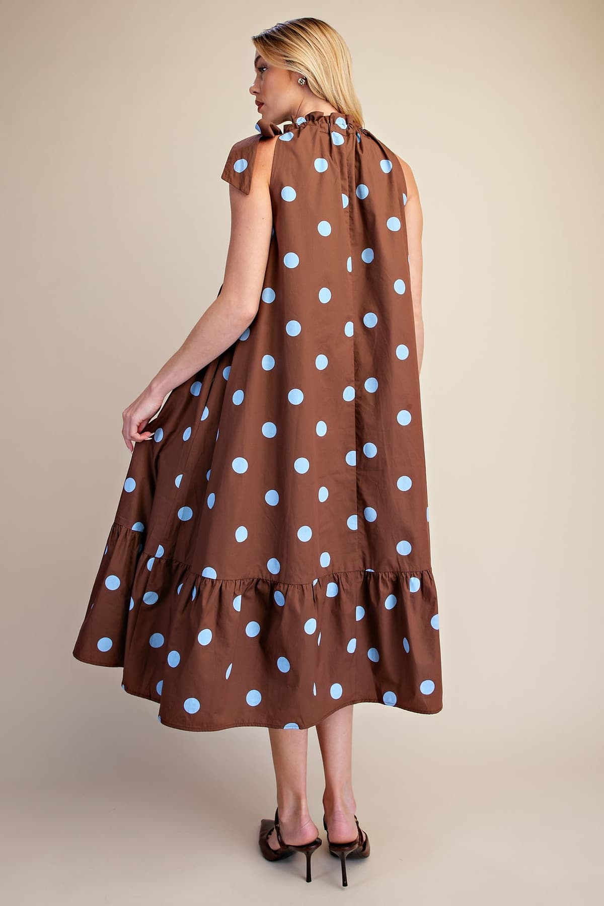 D8398 - BROWN