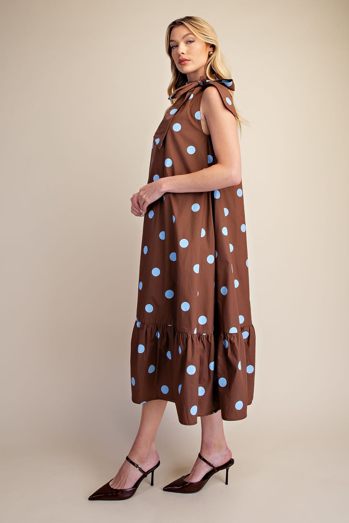 D8398 - BROWN