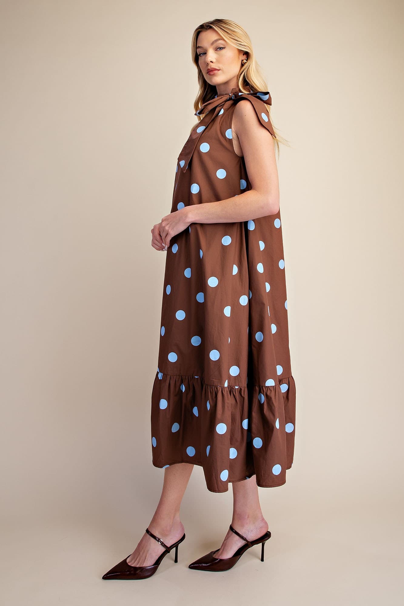 D8398 - BROWN