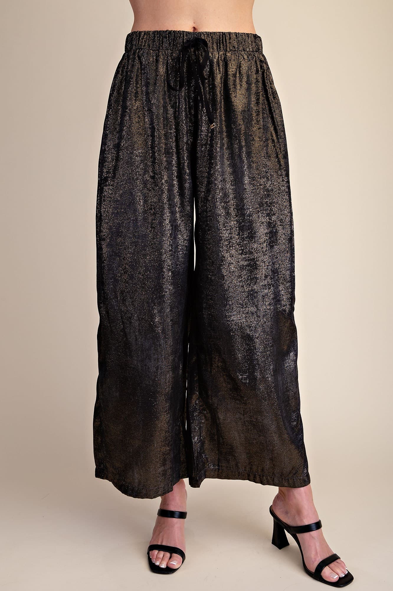 P8369 - BLACK