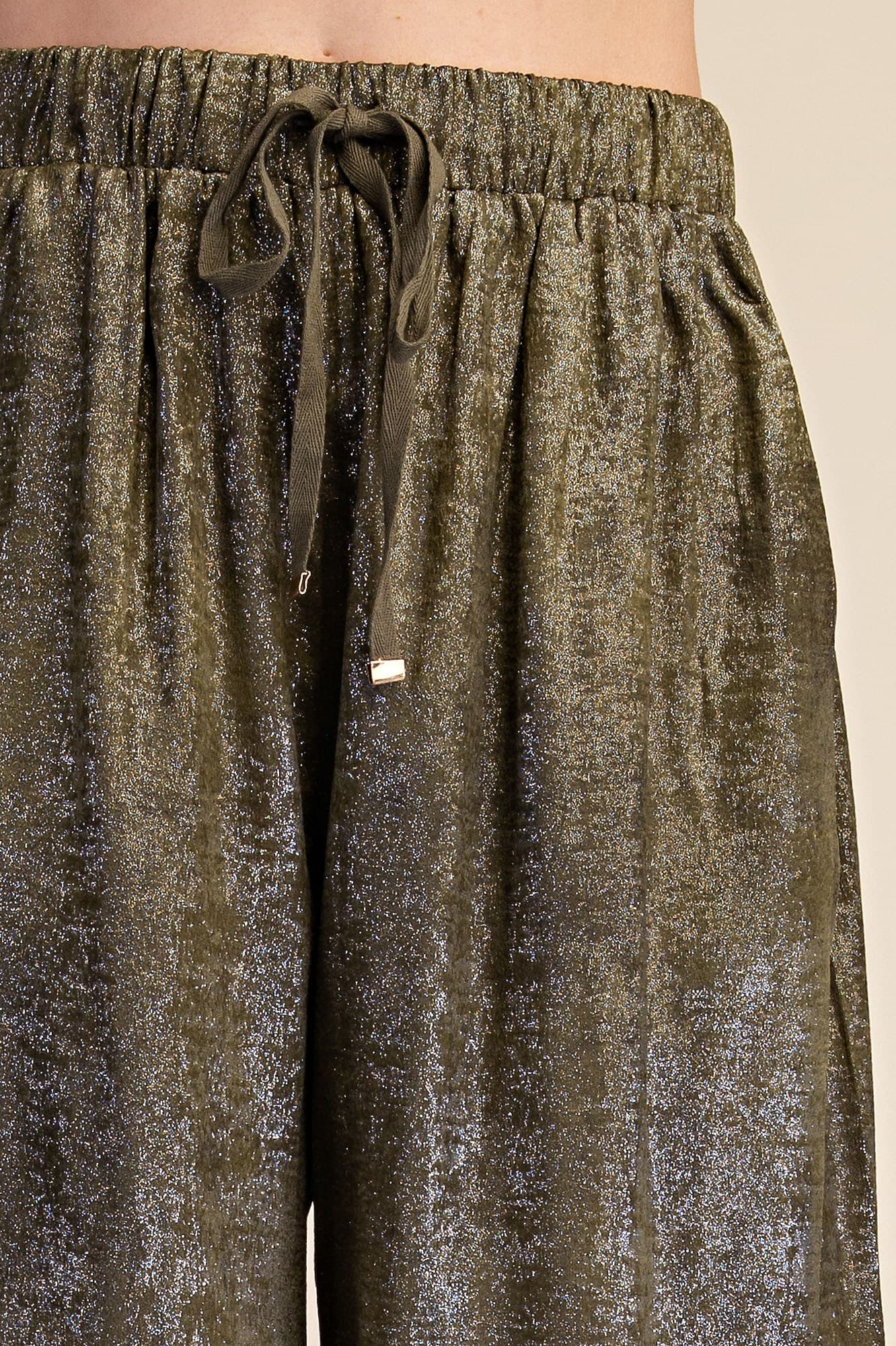 P8369 - OLIVE